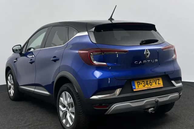 Renault Captur (2022) thumbnail 6