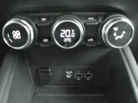 Renault Captur (2021) thumbnail 24