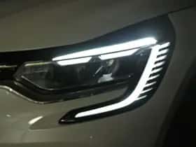 Renault Captur (2021) thumbnail 47