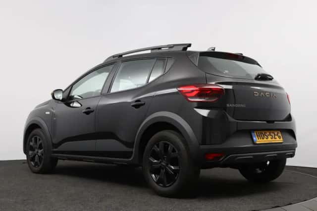 Dacia Sandero Stepway (2025) thumbnail 6