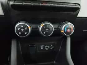 Renault Clio (2023) thumbnail 13