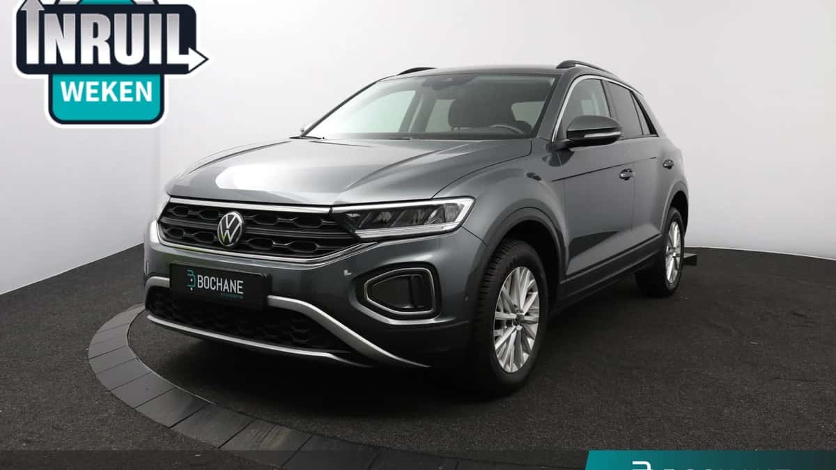 Volkswagen T-Roc (2023) — foto 1