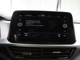 Volkswagen T-Roc (2023) thumbnail 18