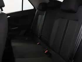 Volkswagen T-Roc (2023) thumbnail 8