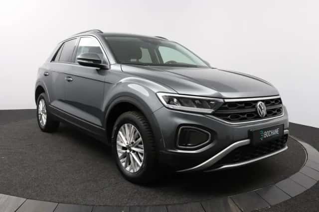 Volkswagen T-Roc (2023) thumbnail 5