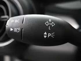 MINI Cooper (2023) thumbnail 28