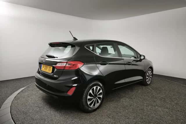 Ford Fiesta (2022) thumbnail 2