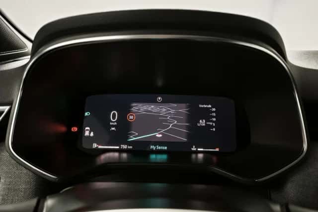 Renault Clio (2024) thumbnail 4