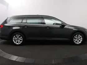 Volkswagen Passat (2021) thumbnail 14