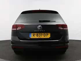 Volkswagen Passat (2021) thumbnail 13