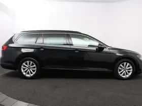Volkswagen Passat (2021) thumbnail 14