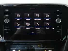 Volkswagen Passat (2021) thumbnail 16