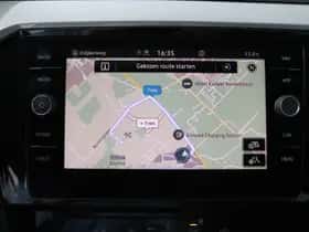 Volkswagen Passat (2021) thumbnail 17