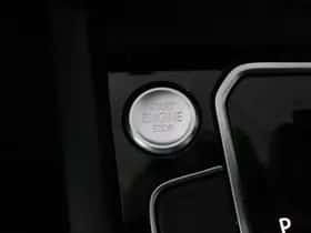 Volkswagen Passat (2021) thumbnail 23
