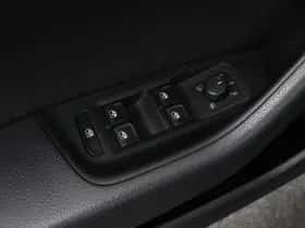 Volkswagen Passat (2021) thumbnail 25