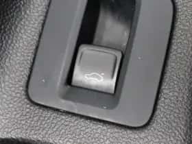 Volkswagen Passat (2021) thumbnail 26