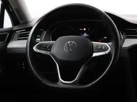 Volkswagen Passat (2021) thumbnail 27