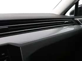 Volkswagen Passat (2021) thumbnail 10