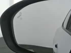 Renault Clio (2024) thumbnail 44