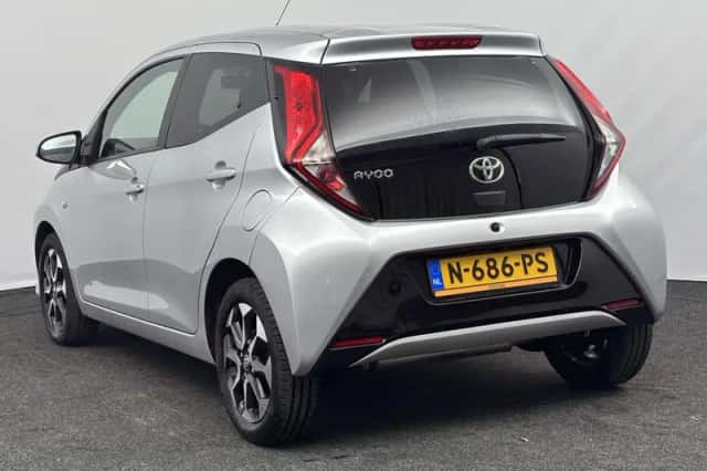 Toyota Aygo (2022) thumbnail 6