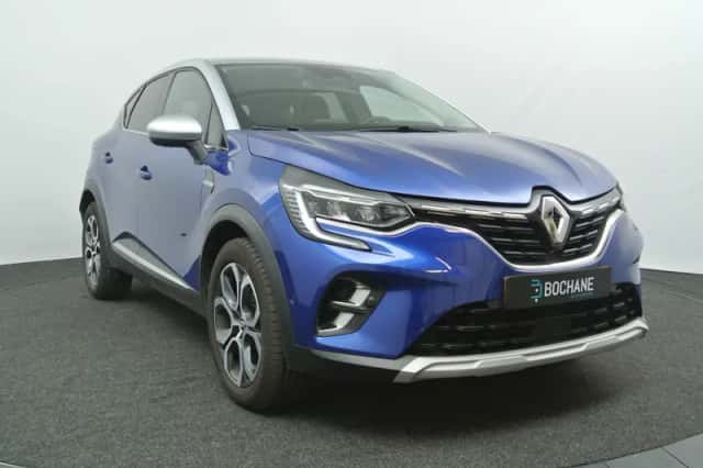 Renault Captur (2023) thumbnail 5
