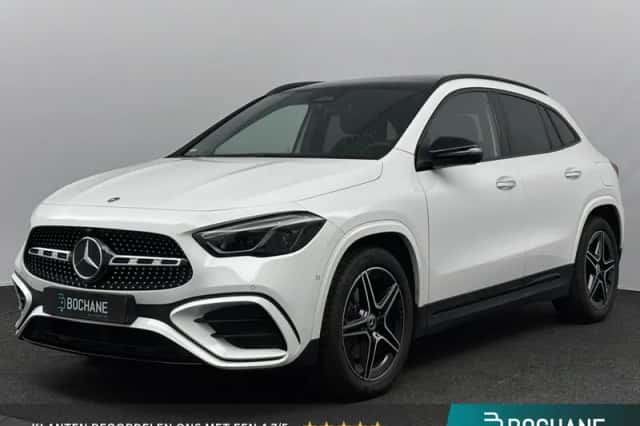Mercedes-Benz GLA (2023) thumbnail 1
