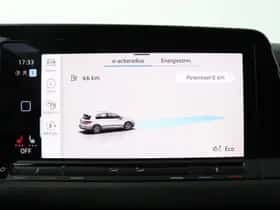 Volkswagen Golf (2022) thumbnail 24