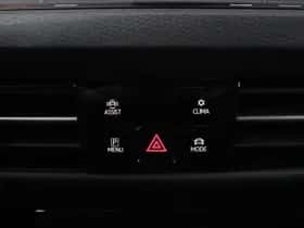 Volkswagen Golf (2022) thumbnail 29