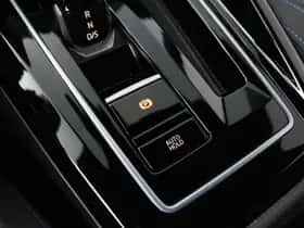 Volkswagen Golf (2022) thumbnail 33