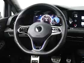 Volkswagen Golf (2022) thumbnail 35