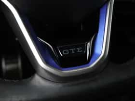 Volkswagen Golf (2022) thumbnail 38