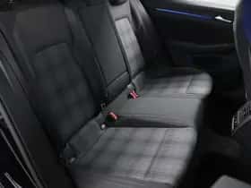 Volkswagen Golf (2022) thumbnail 9
