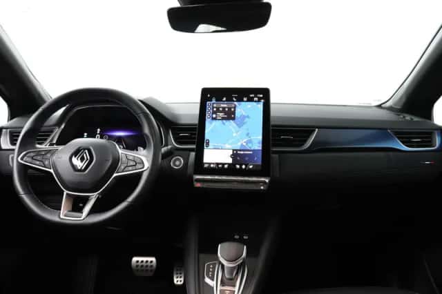 Renault Captur (2025) thumbnail 3