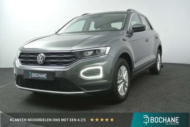 Volkswagen T-Roc (2021) thumbnail 1