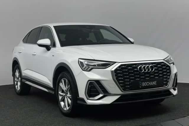 Audi Q3 (2022) thumbnail 5