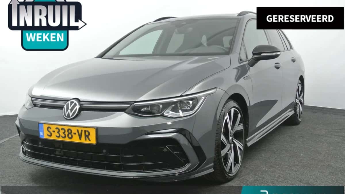 Volkswagen Golf (2022) — foto 1