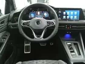 Volkswagen Golf (2022) thumbnail 3