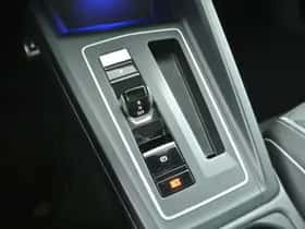 Volkswagen Golf (2022) thumbnail 26