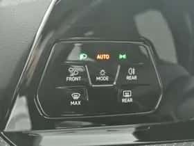 Volkswagen Golf (2022) thumbnail 30