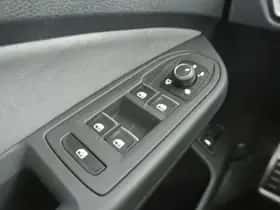 Volkswagen Golf (2022) thumbnail 33