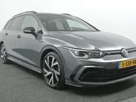 Volkswagen Golf (2022) thumbnail 5