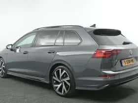 Volkswagen Golf (2022) thumbnail 6