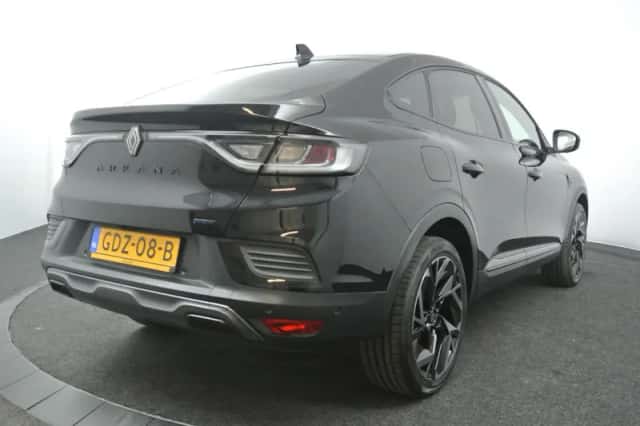 Renault Arkana (2024) thumbnail 2