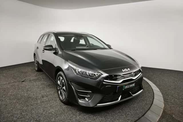 Kia Ceed Sportswagon (2023) thumbnail 5
