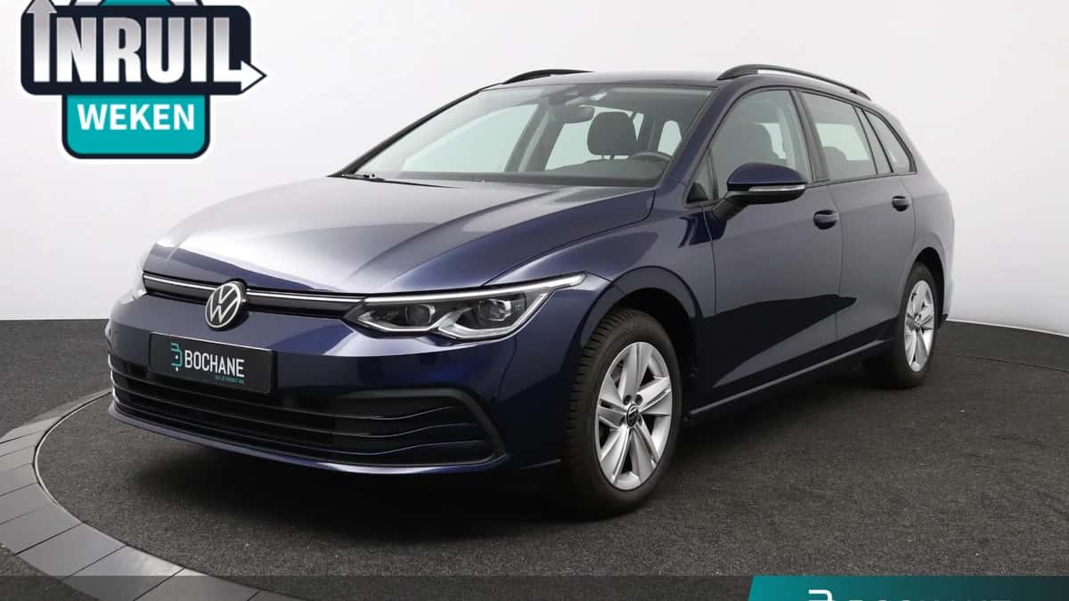Volkswagen Golf (2022) — foto 1