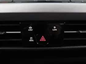 Volkswagen Golf (2022) thumbnail 30