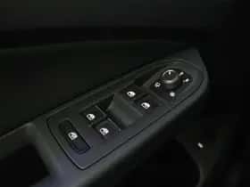 Volkswagen Golf (2022) thumbnail 38