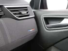 Renault Clio (2024) thumbnail 36