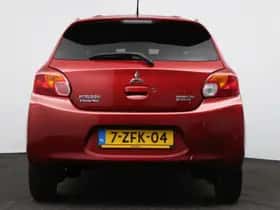 Mitsubishi Space Star (2014) thumbnail 17