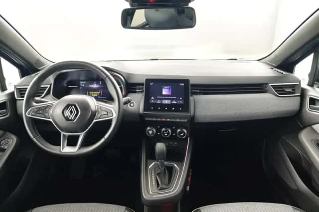 Renault Clio (2023) thumbnail 3